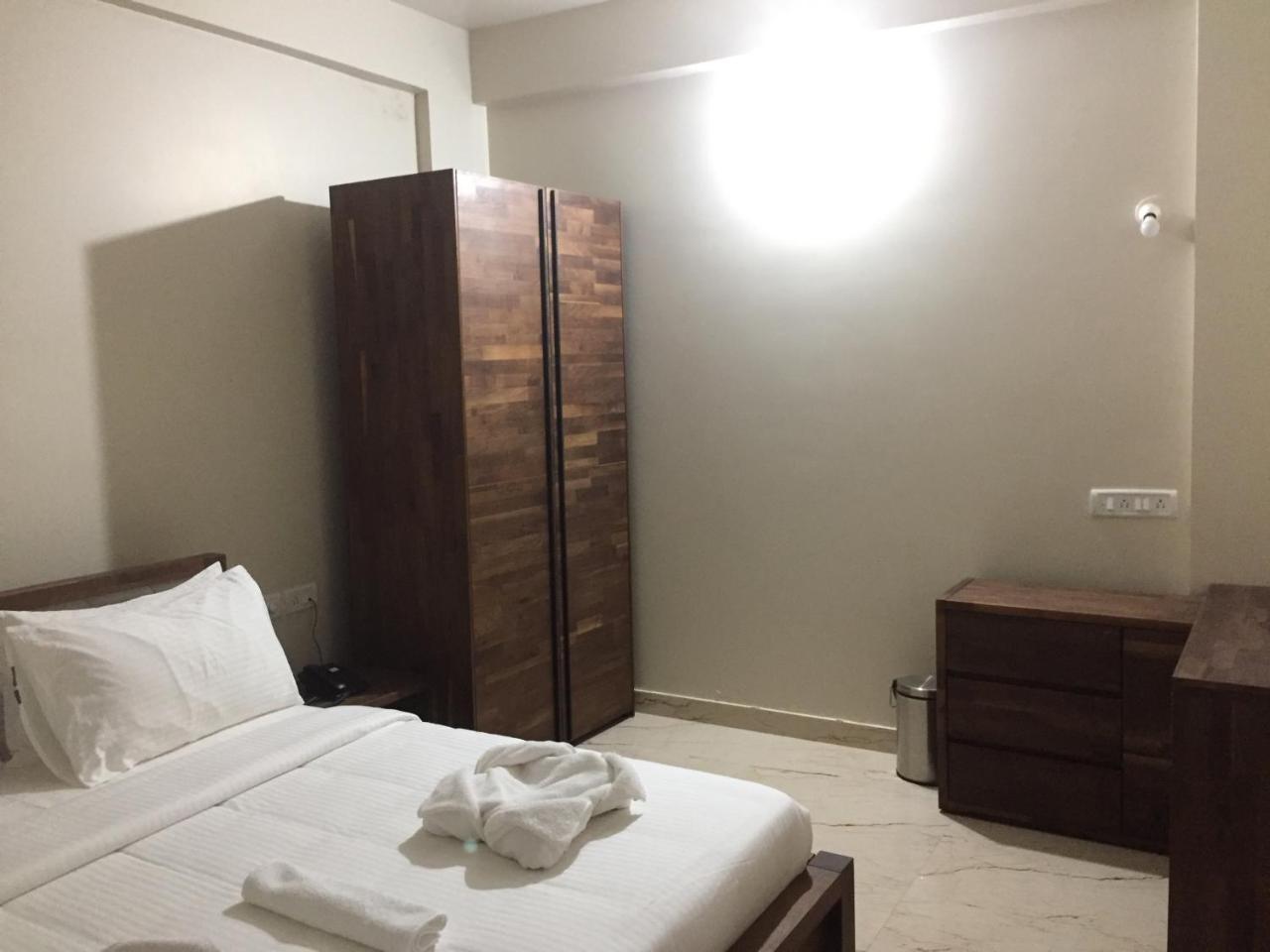 Apartament Lali Petals Madikeri Zewnętrze zdjęcie